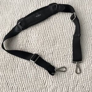 tumi bag strap